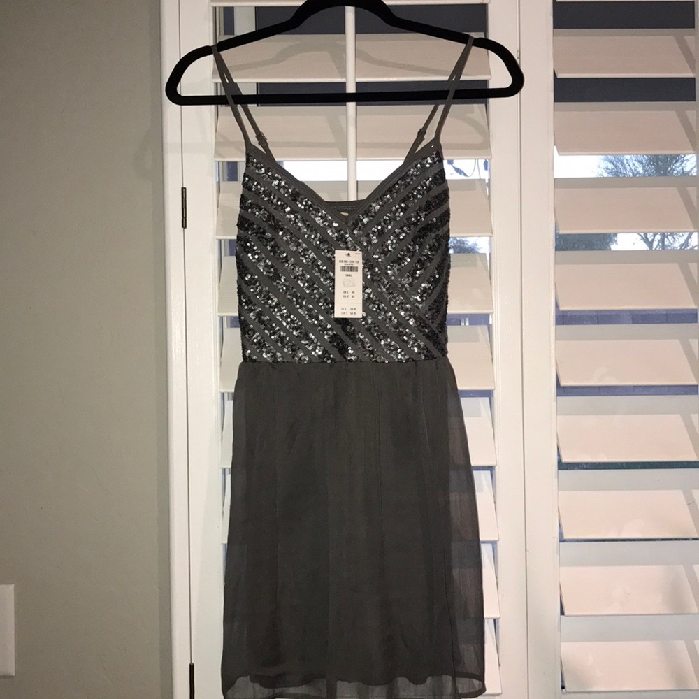 Hollister gray sequined dress - Picture 2 of 5
